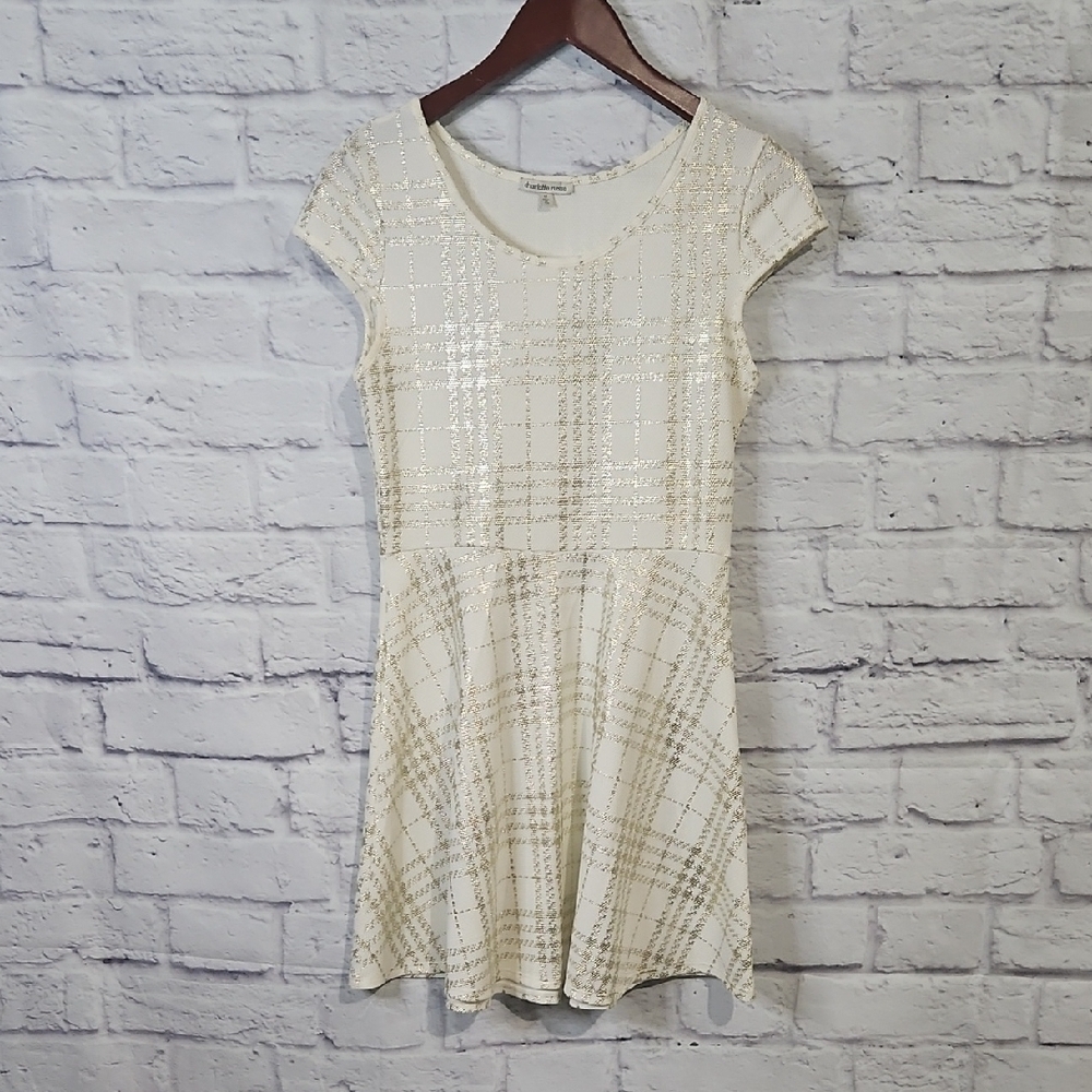 💙 Charlotte Russe Cream and Gold Plaid Mini Dress